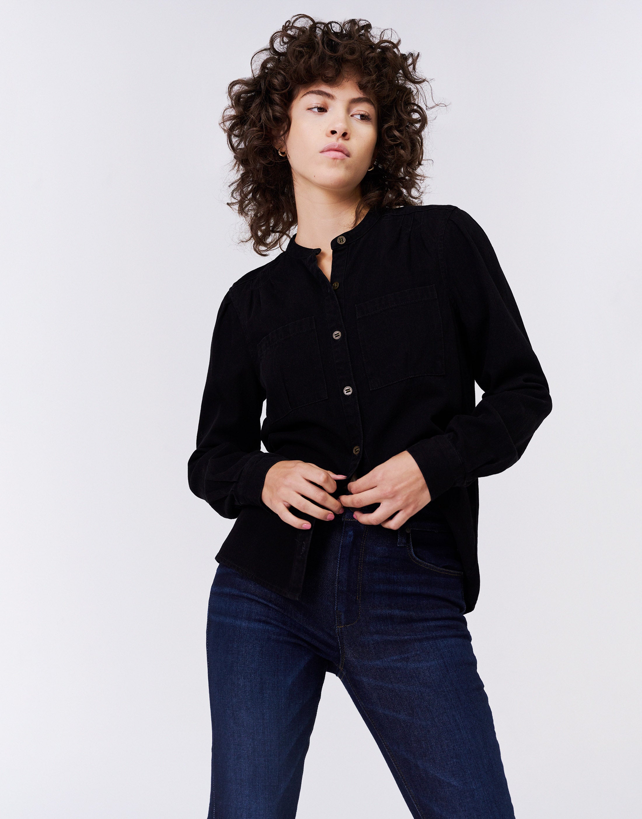 DOLORES Tailored Long Sleeve Shirt in Black Chambray