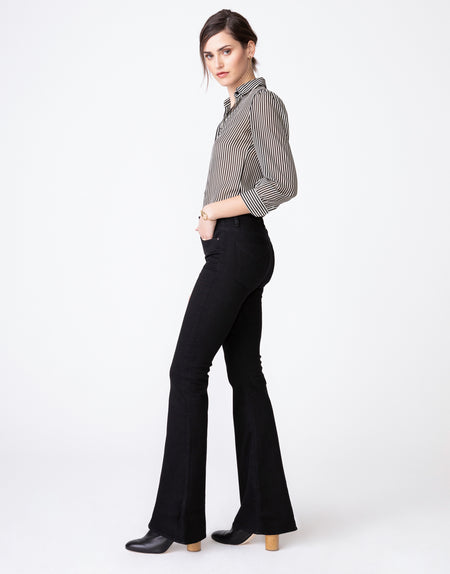 JANET Mid Rise Flare in Noir