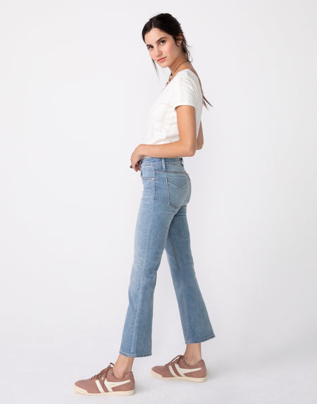 MARGAUX Cropped Demi Flare in Day Tripper
